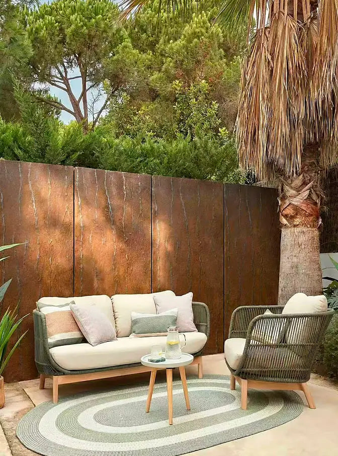 Patina Outdoor Lounge